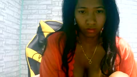 Snapshot of ariah13 chatting on 07-05-26, 02:18 ariah13 online show from 07-05-26, 02:18