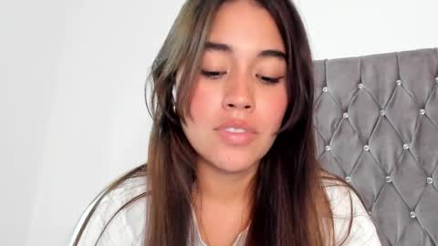 Aria Montgomery online show from 01-28-25, 08:14