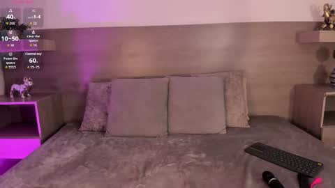 Snapshot of ariana__parker chatting on 06-12-26, 04:11 ariana__parker online show from 06-12-26, 04:11