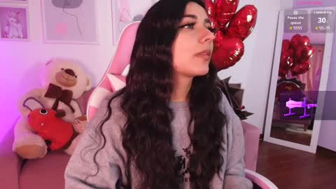   online show from 02-07-25, 06:24