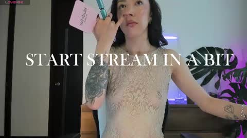 Snapshot of ariana_fitl chatting on 06-25-26, 05:17 DaniAri - dimension X at night NY time online show from 06-25-26, 05:17