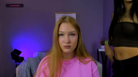 ariana_ross7 online show from 11-21-25, 10:25