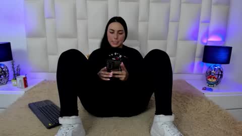  ariana  online show from 03-06-26, 04:36