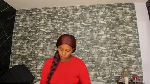 Ariana online show from 10-12-25, 12:04