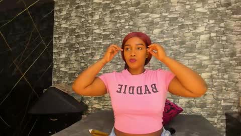 Ariana online show from 10-14-25, 01:23