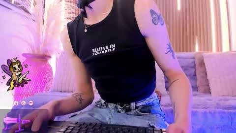 Ari  online show from 11-24-25, 12:49