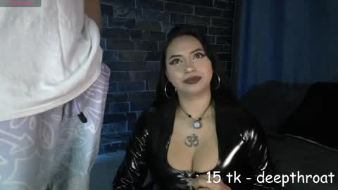 Snapshot of arianna_ferrer_ chatting on 06-09-26, 09:54 CALL ME JADE online show from 06-09-26, 09:54