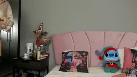 arianna_moonx online show from 12-18-25, 11:11