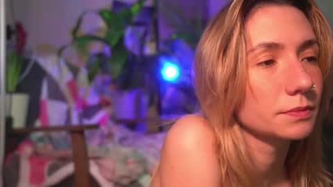 Snapshot of arianna_richi chatting on 03-22-26, 07:12 Olivka online show from 03-22-26, 07:12