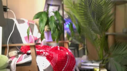 Snapshot of arianna_richi chatting on 04-18-26, 09:35 Olivka online show from 04-18-26, 09:35