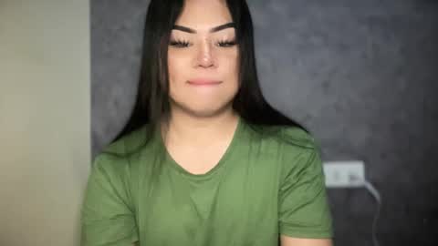 Snapshot of arianna_wardx chatting on 02-12-25, 04:11 LOVELY online show from 02-12-25, 04:11