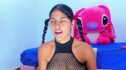 Snapshot of ariannalewis1 chatting on 06-08-26, 01:28 Arianna online show from 06-08-26, 01:28