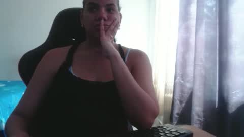 ariannaloovel online show from 10-07-25, 06:16