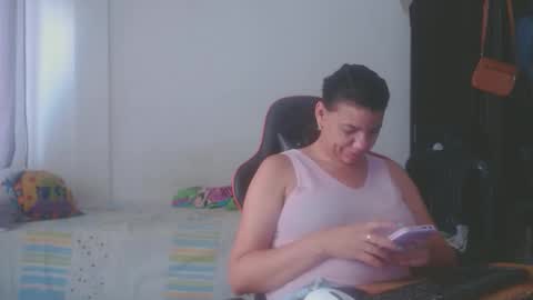 Snapshot of ariannaloovel chatting on 04-22-26, 04:52 ariannaloovel online show from 04-22-26, 04:52