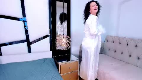 Snapshot of ariannarussell1 chatting on 07-07-26, 01:59 ariannarussell1 online show from 07-07-26, 01:59