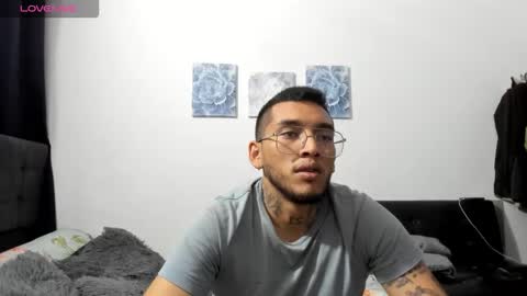 ariannawil online show from 12-15-25, 12:26