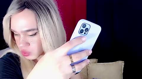 Snapshot of arianne_xoxo777 chatting on 12-02-24, 08:09 ARIANNE CUMS online show from 12-02-24, 08:09
