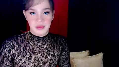 Snapshot of arianne_xoxo777 chatting on 12-15-24, 10:28 ARIANNE CUMS online show from 12-15-24, 10:28