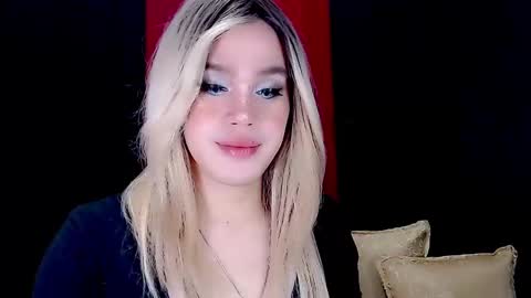 Snapshot of arianne_xoxo777 chatting on 01-16-25, 02:19 ARIANNE CUMS online show from 01-16-25, 02:19