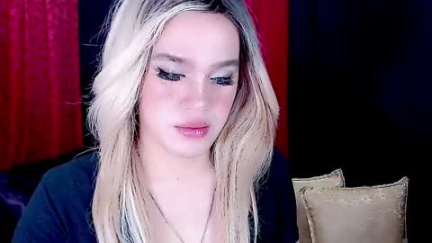 Snapshot of arianne_xoxo777 chatting on 02-11-25, 11:10 ARIANNE CUMS online show from 02-11-25, 11:10