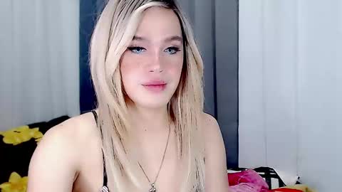 Snapshot of arianne_xoxo777 chatting on 02-23-25, 10:09 ARIANNE CUMS online show from 02-23-25, 10:09