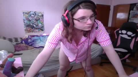 Ariathebrat online show from 05-15-26, 09:22