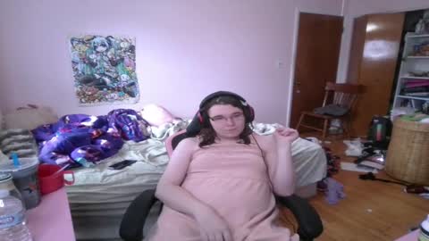 Ariathebrat online show from 05-22-26, 09:20