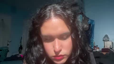 Snapshot of ariawestlove chatting on 12-05-24, 05:59 Aria online show from 12-05-24, 05:59