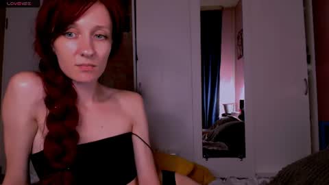 Snapshot of aribluush chatting on 06-14-26, 02:24 aribluush online show from 06-14-26, 02:24