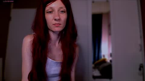 Snapshot of aribluush chatting on 07-14-26, 02:05 aribluush online show from 07-14-26, 02:05