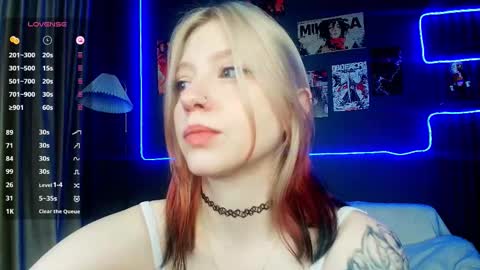 Ariel online show from 03-25-26, 02:12