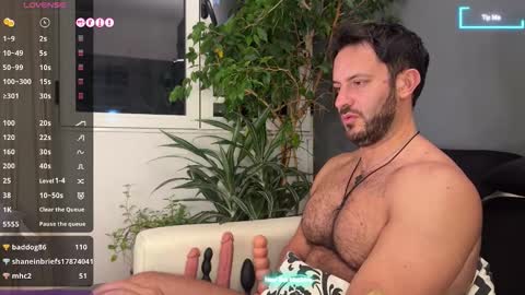 Ariel online show from 02-18-26, 03:24