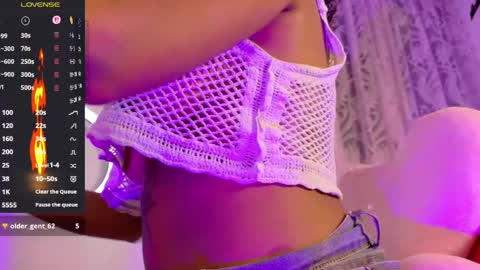 Snapshot of ariella_ruizz chatting on 06-02-26, 09:22 Ari online show from 06-02-26, 09:22