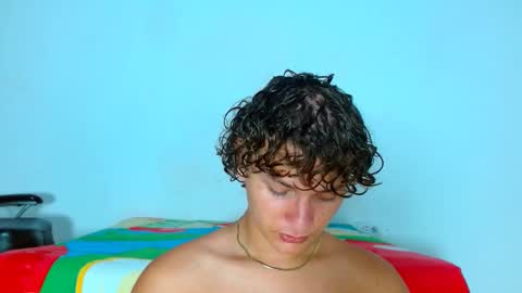 Ariel Aoir online show from 03-29-26, 04:40