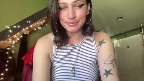 ariel  colin when hes here online show from 04-11-26, 03:27