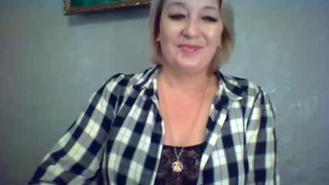 ArielXLoveresss online show from 11-25-25, 08:36