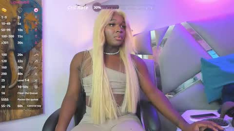 Snapshot of arii_xxx chatting on 10-03-25, 09:23 ari 3 online show from 10-03-25, 09:23