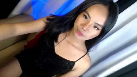 hi follow me its ARI  online show from 11-21-25, 10:47