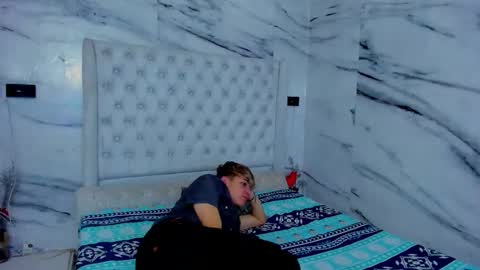 celina online show from 11-12-25, 01:44