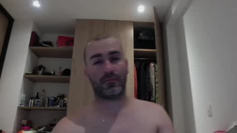 Snapshot of aristi11 chatting on 11-06-25, 05:52 aristi11 online show from 11-06-25, 05:52