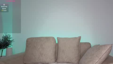 ANDRES Independent model online show from 05-18-26, 08:03