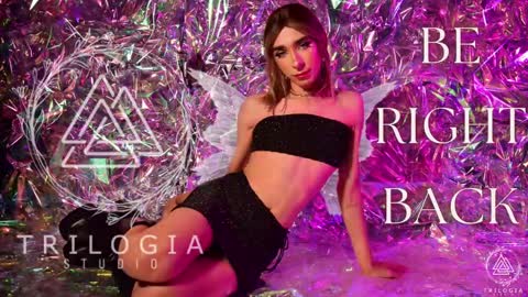   Nice to meet you  thumb up me please its important I  LOOK MY BIO DOWN online show from 01-15-25, 11:43