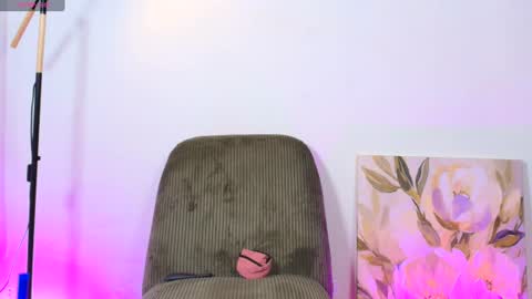 Snapshot of arivega chatting on 07-20-26, 10:39 Nice to meet you thumb up me please its important I LOOK MY BIO DOWN online show from 07-20-26, 10:39