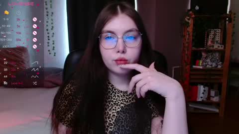 Astrid online show from 06-04-26, 09:04