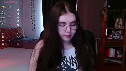 Astrid online show from 06-09-26, 07:42