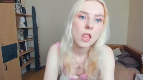 Emily online show from 06-16-26, 07:00