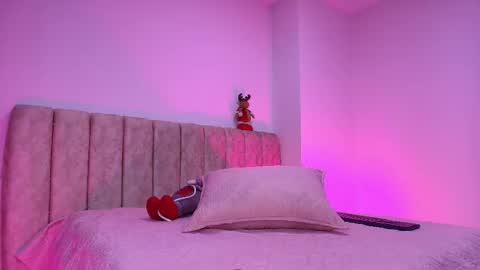 Arleth  online show from 12-02-25, 03:01