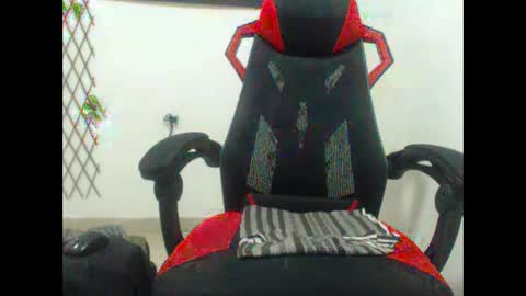 arley252 online show from 01-15-26, 06:33