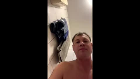 armyskater32 online show from 10-22-25, 08:19