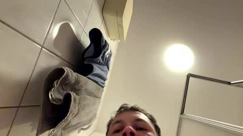 armyskater32 online show from 05-04-26, 07:54